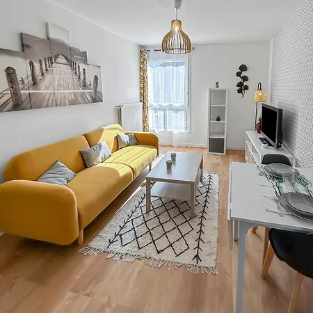 Lumineux, Wi-fi Et Parking Prive Appartement *