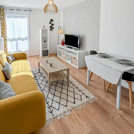 Lumineux, Wi-fi Et Parking Prive *